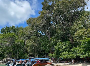 malaysia/langkawi-archipelago/attraction/pulau-bumbon-kecil