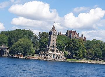 new-york/thousand-islands/attraction/uncle-sam-boat-tours