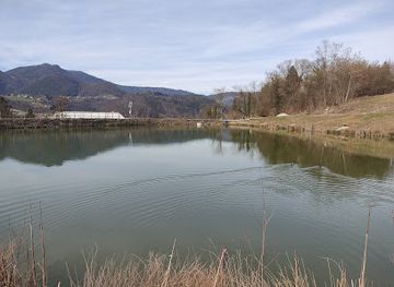 slovenia/zasavje/attraction/lake