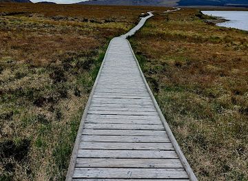 ireland/county-mayo/attraction/wild-atlantic-way-discovery-point-doran-s-point