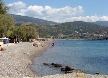 greece/patras/attraction/chiliadou-beach