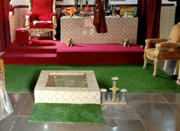 nigeria/benin-city/attraction/prince-tony-ogievie