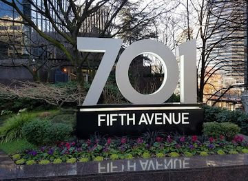 washington/seattle/attraction/sky-view-observatory-columbia-center