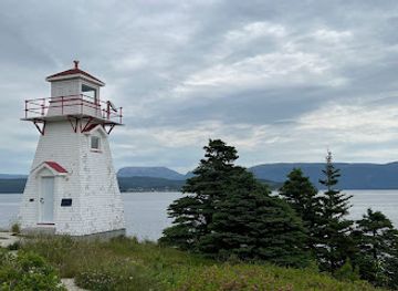 canada/gros-morne-national-park/attraction/woody-point-lighthouse