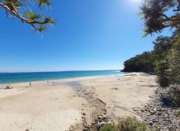 australia/noosa/attraction/little-cove-beach