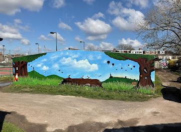 united-kingdom/bristol/attraction/bristol-wildlife-mural