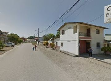 ecuador/montanita-beach/attraction/proyecto-la-colmena-miros