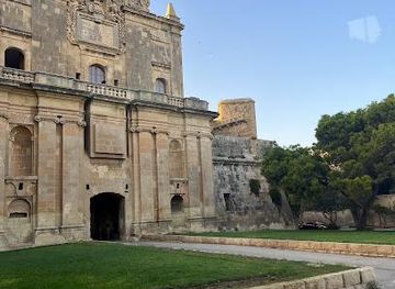 malta/sliema/attraction/notre-dame-gate