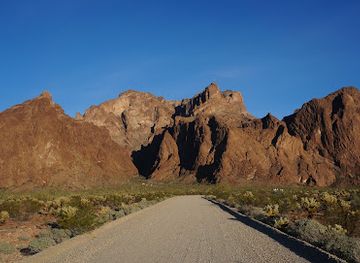 arizona/kofa-national-wildlife-refuge/attraction/kofa-national-wildlife-refuge-admin-building-and-visitor-contact-station