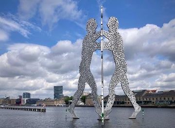 germany/berlin/attraction/molecule-man