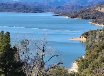 california/shasta-cascade/attraction/shasta-dam-visitors-center