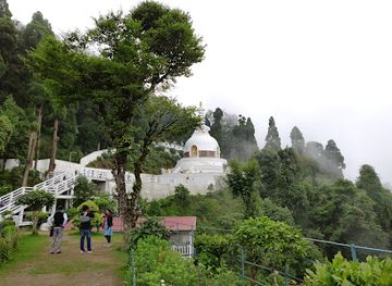 india/darjeeling/batasia-loop/attraction/japanese-buddhist-temple-darjeeling