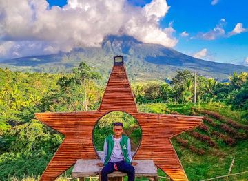 philippines/bicol-region/attraction/paayahayan-sa-bulod