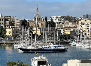 malta/grand-harbour/attraction/lazzaretto-of-manoel-island