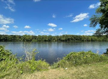 minnesota/mississippi-river/attraction/montissippi-regional-park