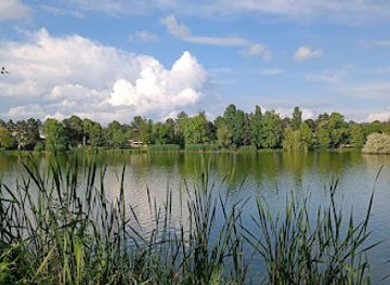 hungary/szombathely/attraction/csonakazo-sziget