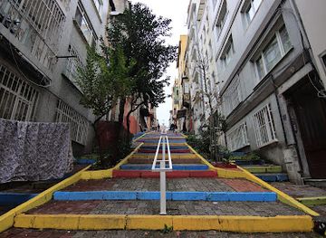 turkiye/marmara-region/attraction/neviye-sokagi-merdivenleri