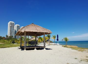 panama/guna-yala/attraction/playa-rio-mar-public-access