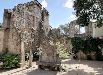 portugal/evora/attraction/ruinas-fingidas