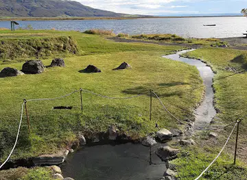 Vígðalaug