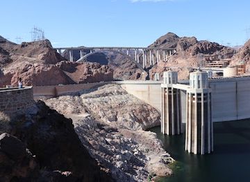 nevada/boulder-city/attraction/hoover-dam-boneyard