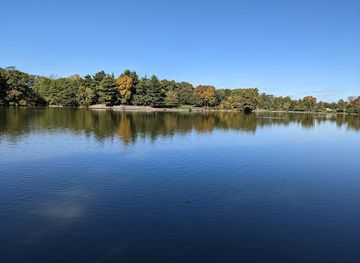 illinois/chicagoland/attraction/herrick-lake-forest-preserve