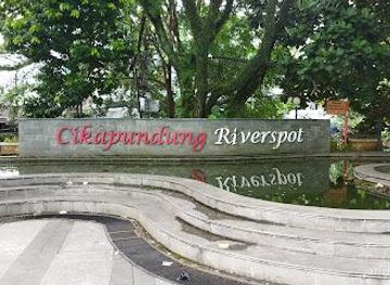 indonesia/bandung/attraction/plaza-cikapundung-river-spot
