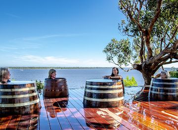australia/gippsland/attraction/metung-hot-springs