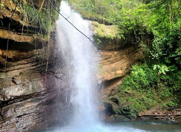 jamaica/port-antonio/attraction/nanny-falls