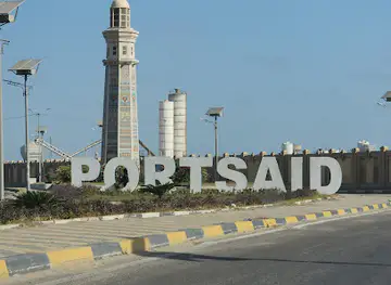 Welcome\ Goodbye Port Said statue