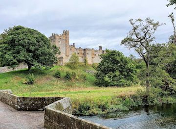 united-kingdom/derbyshire/attraction/haddon-hall