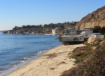 california/malibu/attraction/corral-state-beach