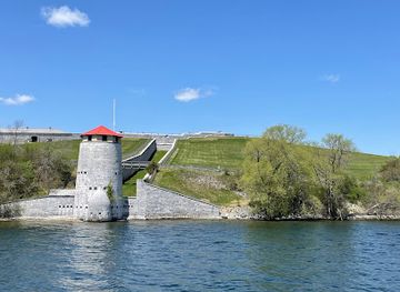 canada/kingston-and-the-islands/attraction/kingston-trolley-tours