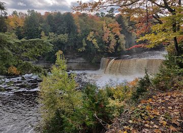 Tahquamenon Falls State Park