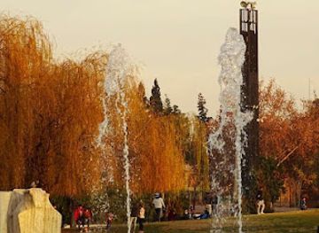 argentina/mendoza-wine-region/attraction/lago-del-parque-central