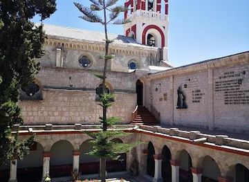 peru/arequipa/attraction/monasterio-y-museo-de-la-recoleta