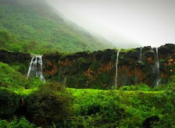 oman/salalah/attraction/ethin-salalah