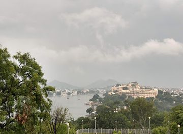 india/udaipur/attraction/musical-fountain