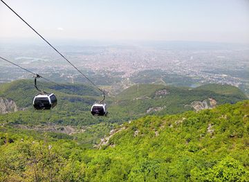 albania/tirana/mount-dajti-national-park/attraction/teleferiku-dajti-ekspres-dajti-ekspres-cable-car-stacioni-i-siperm-upper-station