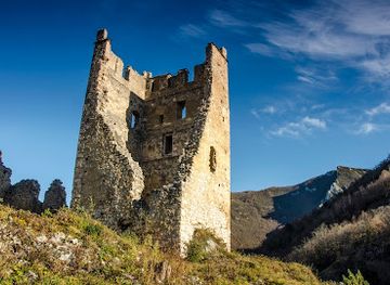 france/pyrenees/attraction/chateau-de-miglos