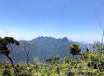 sri-lanka/knuckles-mountain-range/attraction/sri-lanka-knuckles-trekking