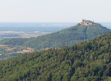 germany/hohenzollern-castle/attraction/blick-zur-burg-hohenzollern
