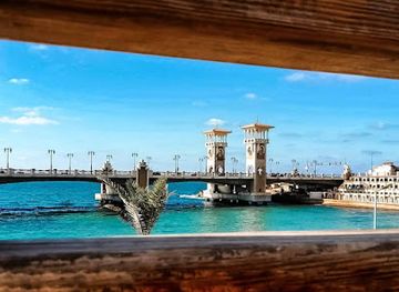 egypt/alexandria/stanley/attraction/stanley-beach