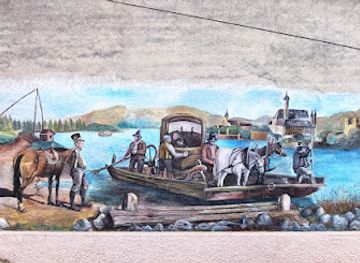 hungary/vac/attraction/rev-kozi-falfestmeny