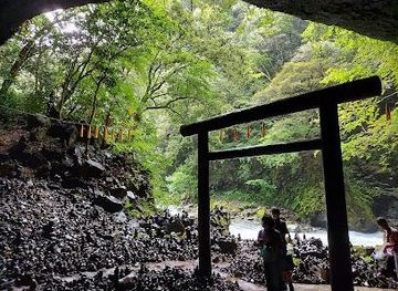 Amanoiwato Shrine