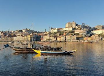 portugal/guimaraes/attraction/av-de-diogo-leite