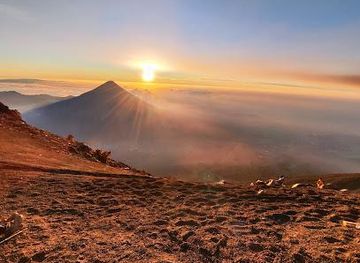 guatemala/guatemala-city/attraction/volcan-acatenango
