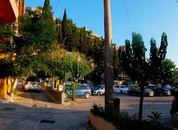 Πλατεία Ψαρομαχαλα