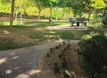 israel/ramat-gan/attraction/piano-stage