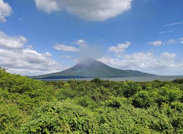 nicaragua/granada-plains/attraction/ruins-of-old-leon